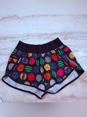 Lululemon Tracker Short III 🦄 Medium Rise 2015 Seawheeze Size 4